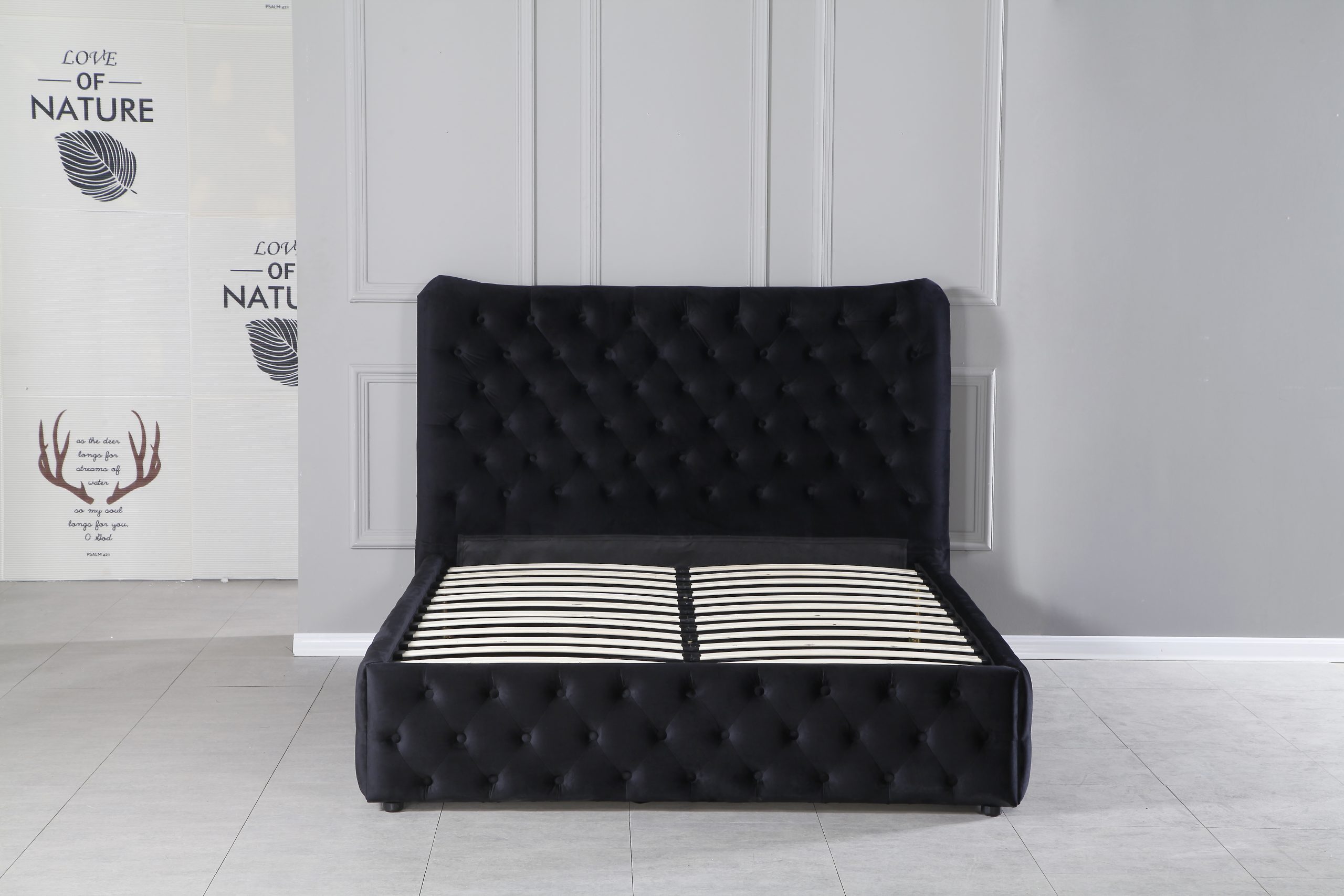 https://meublessd.com/storage/app/public/photos/1/Bed-frame/65673192d92d3.jpg